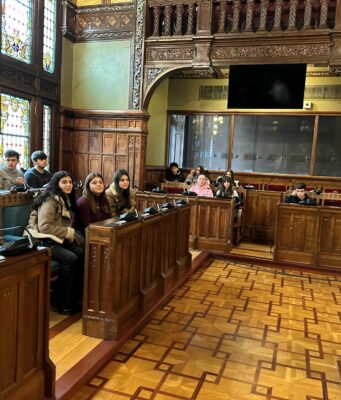 Visita a la Academia de la Llingua y a la Xunta Xeneral